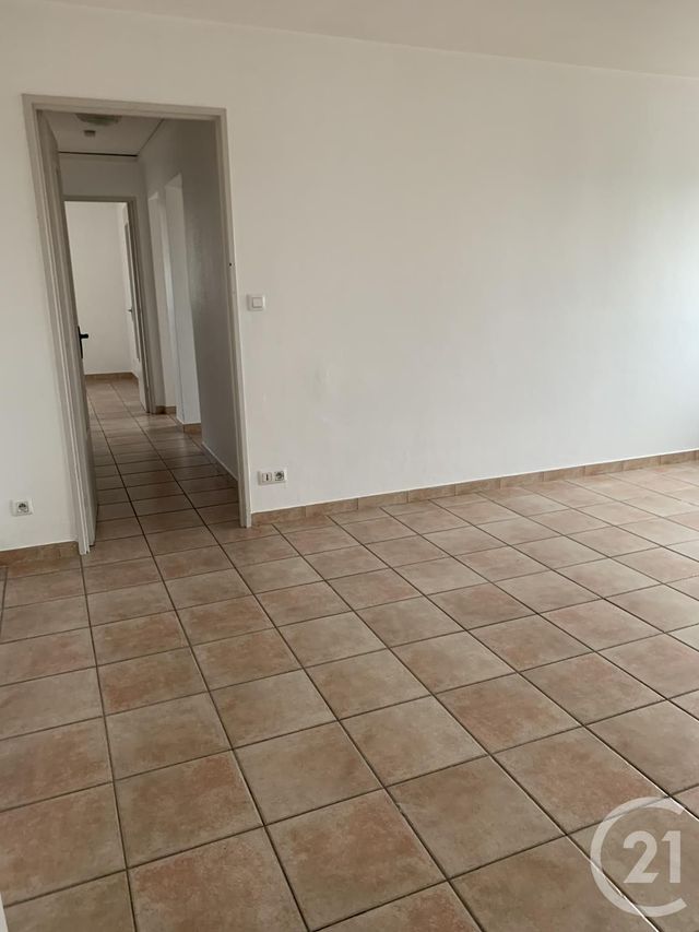 Appartement F4 à louer - 4 pièces - 73.01 m2 - SOCHAUX - 25 - FRANCHE-COMTE - Century 21 Les Portes De L'Est
