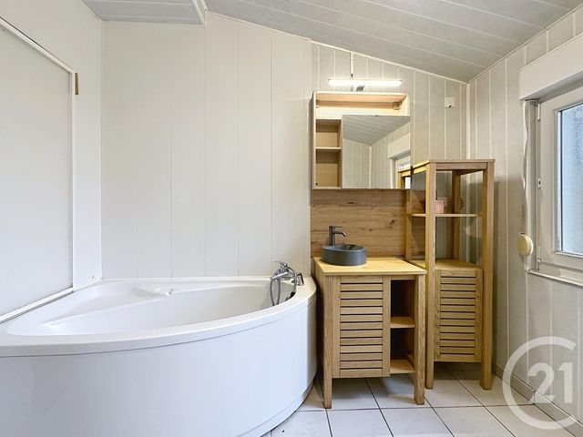 Appartement F3 à louer - 3 pièces - 56.7 m2 - VANDONCOURT - 25 - FRANCHE-COMTE - Century 21 Les Portes De L'Est