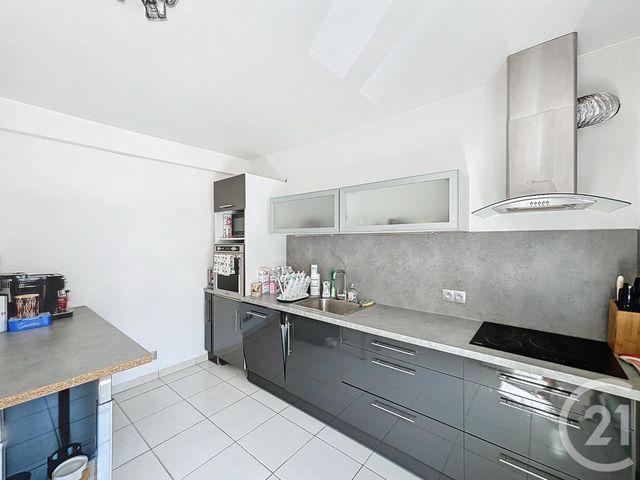 Appartement F3 à louer - 3 pièces - 77.2 m2 - AUDINCOURT - 25 - FRANCHE-COMTE - Century 21 Les Portes De L'Est