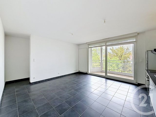 Appartement F3 à vendre - 3 pièces - 73.18 m2 - VALENTIGNEY - 25 - FRANCHE-COMTE - Century 21 Les Portes De L'Est