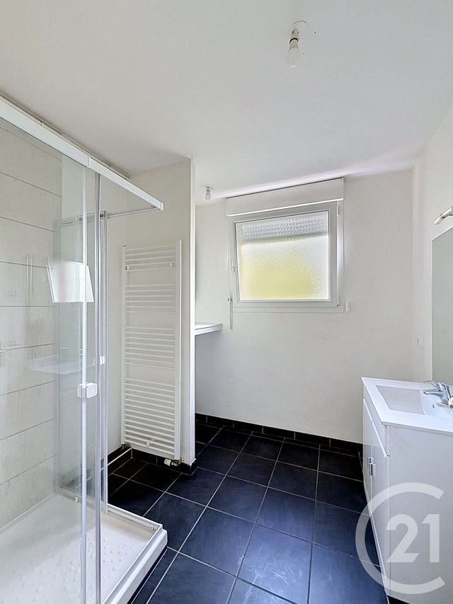 Appartement F3 à vendre - 3 pièces - 73.18 m2 - VALENTIGNEY - 25 - FRANCHE-COMTE - Century 21 Les Portes De L'Est