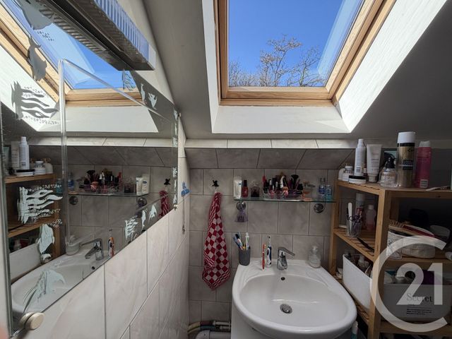 Appartement F3 à vendre - 3 pièces - 73.05 m2 - VALENTIGNEY - 25 - FRANCHE-COMTE - Century 21 Les Portes De L'Est