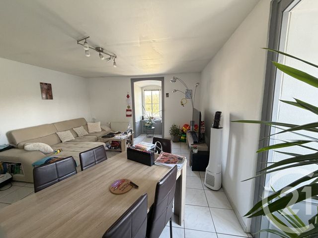 Appartement F3 à vendre - 3 pièces - 73.05 m2 - VALENTIGNEY - 25 - FRANCHE-COMTE - Century 21 Les Portes De L'Est
