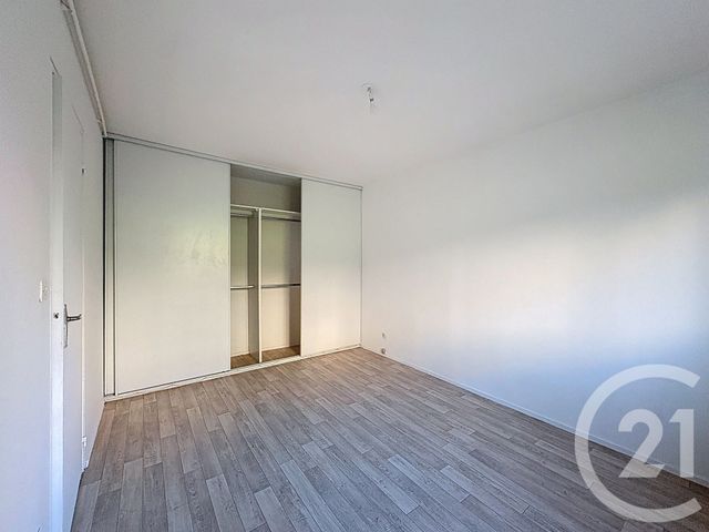 Appartement F3 à louer - 3 pièces - 73.74 m2 - MONTBELIARD - 25 - FRANCHE-COMTE - Century 21 Les Portes De L'Est