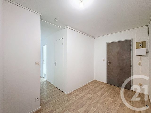 Appartement F3 à louer - 3 pièces - 73.74 m2 - MONTBELIARD - 25 - FRANCHE-COMTE - Century 21 Les Portes De L'Est