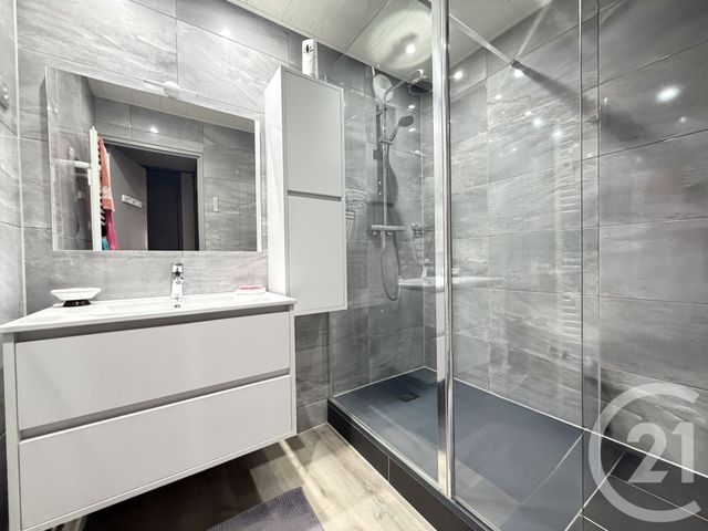 Appartement F4 à vendre - 3 pièces - 81.34 m2 - GRAND CHARMONT - 25 - FRANCHE-COMTE - Century 21 Les Portes De L'Est