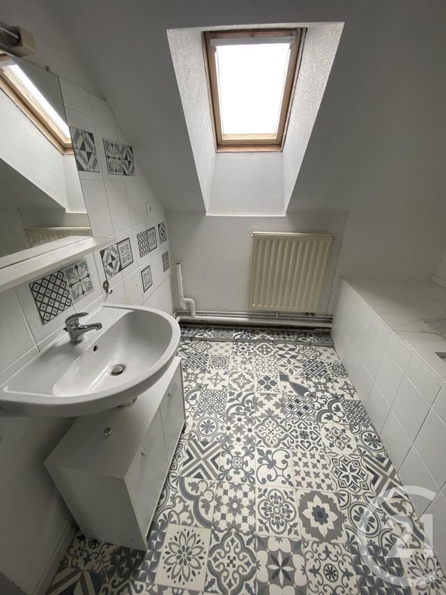 Appartement F5 à louer - 5 pièces - 82.82 m2 - VOUJEAUCOURT - 25 - FRANCHE-COMTE - Century 21 Les Portes De L'Est