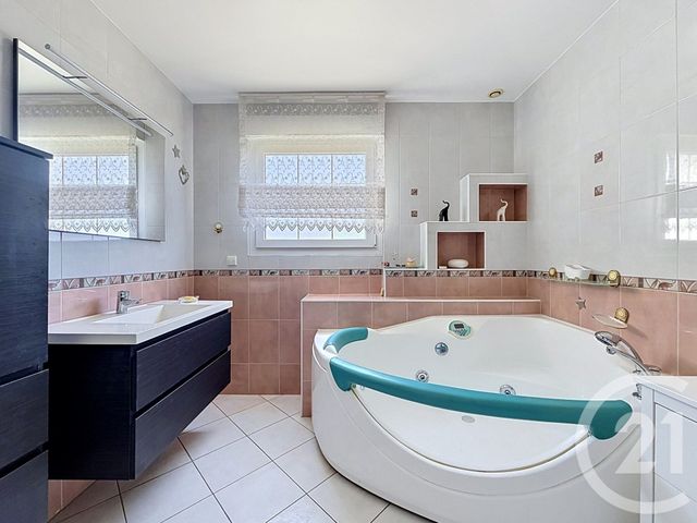 maison à vendre - 8 pièces - 210.14 m2 - TREVENANS - 90 - FRANCHE-COMTE - Century 21 Les Portes De L'Est