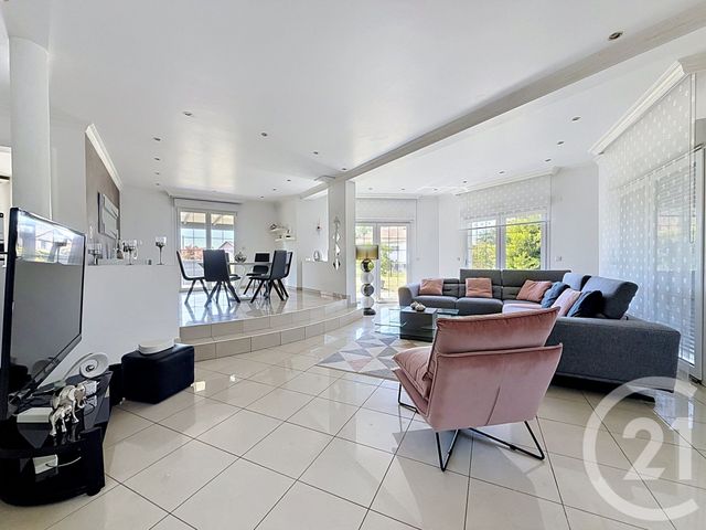 maison à vendre - 8 pièces - 210.14 m2 - TREVENANS - 90 - FRANCHE-COMTE - Century 21 Les Portes De L'Est