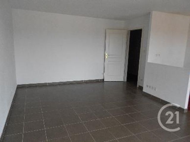 Appartement F3 à louer - 3 pièces - 65.0 m2 - MONTBELIARD - 25 - FRANCHE-COMTE - Century 21 Les Portes De L'Est