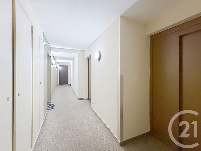 Appartement F3 à louer - 3 pièces - 65.0 m2 - MONTBELIARD - 25 - FRANCHE-COMTE - Century 21 Les Portes De L'Est