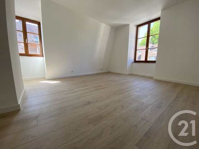 Appartement à louer - 3 pièces - 75.0 m2 - DELLE - 90 - FRANCHE-COMTE - Century 21 Les Portes De L'Est