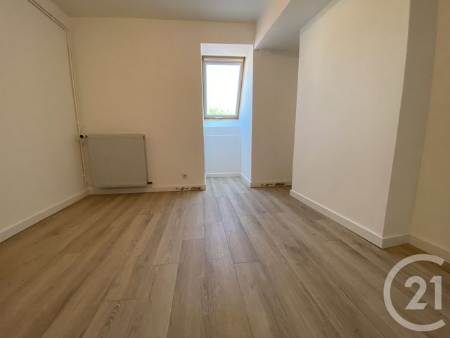 Appartement à louer - 3 pièces - 75.0 m2 - DELLE - 90 - FRANCHE-COMTE - Century 21 Les Portes De L'Est