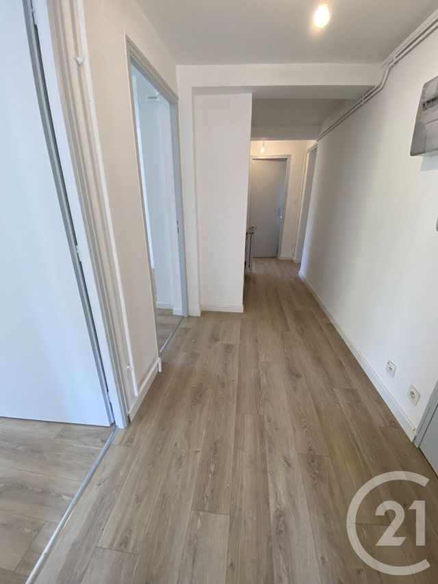 Appartement à louer - 3 pièces - 75.0 m2 - DELLE - 90 - FRANCHE-COMTE - Century 21 Les Portes De L'Est