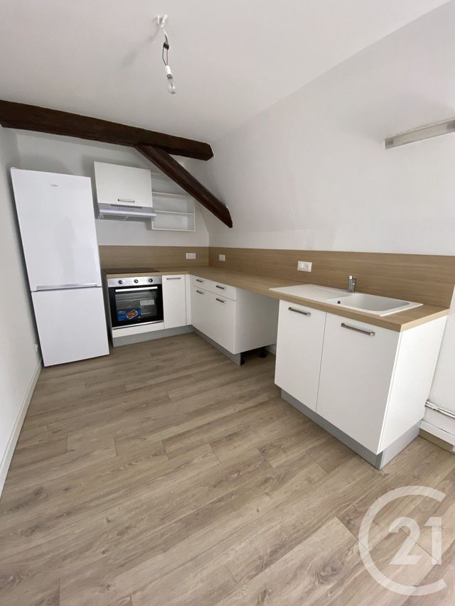Appartement à louer - 3 pièces - 75.0 m2 - DELLE - 90 - FRANCHE-COMTE - Century 21 Les Portes De L'Est