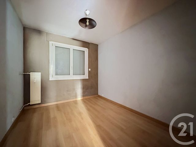 Appartement F4 à vendre - 4 pièces - 63.23 m2 - MONTBELIARD - 25 - FRANCHE-COMTE - Century 21 Les Portes De L'Est