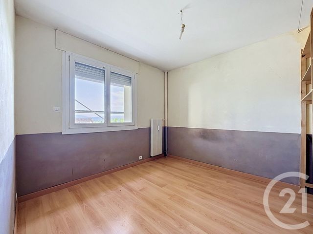 Appartement F4 à vendre - 4 pièces - 63.23 m2 - MONTBELIARD - 25 - FRANCHE-COMTE - Century 21 Les Portes De L'Est