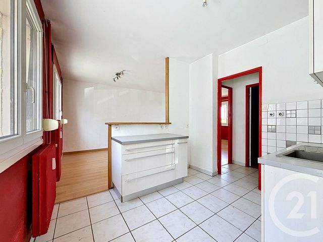 Appartement F4 à vendre - 4 pièces - 63.23 m2 - MONTBELIARD - 25 - FRANCHE-COMTE - Century 21 Les Portes De L'Est
