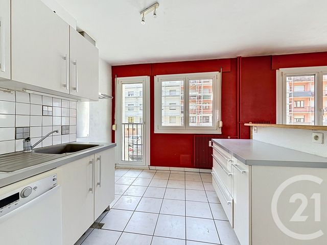 Appartement F4 à vendre - 4 pièces - 63.23 m2 - MONTBELIARD - 25 - FRANCHE-COMTE - Century 21 Les Portes De L'Est