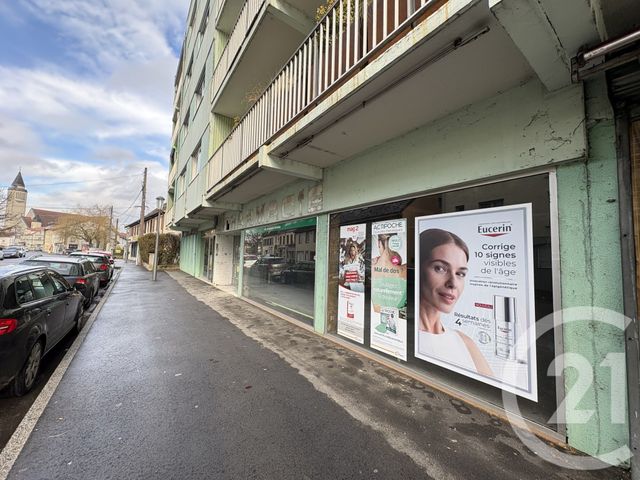 Appartement Local à louer AUDINCOURT