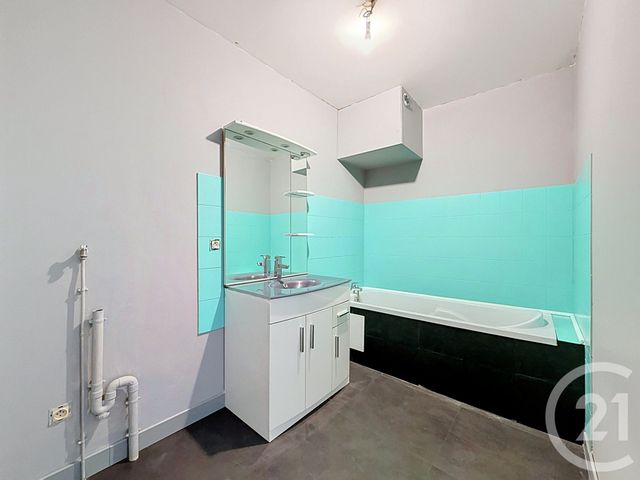 Appartement F4 à vendre - 4 pièces - 91.5 m2 - HERIMONCOURT - 25 - FRANCHE-COMTE - Century 21 Les Portes De L'Est
