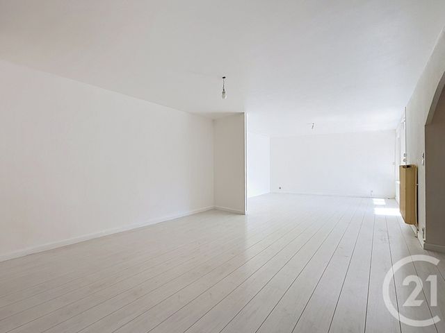 Appartement F4 à vendre - 4 pièces - 91.5 m2 - HERIMONCOURT - 25 - FRANCHE-COMTE - Century 21 Les Portes De L'Est