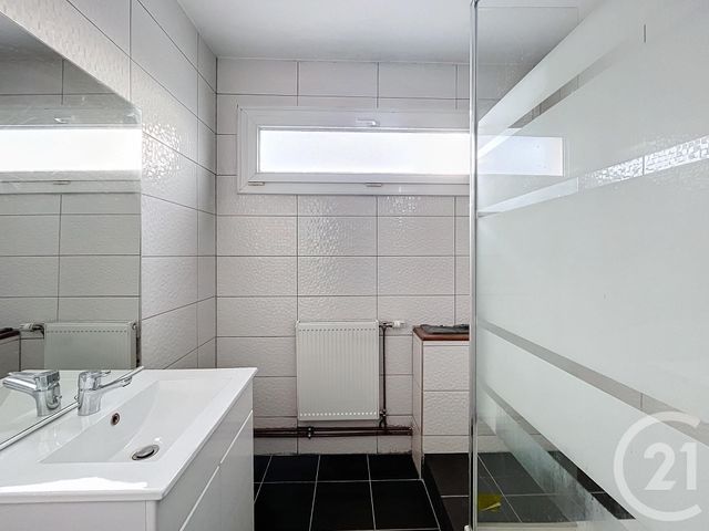 Appartement F3 à louer - 3 pièces - 76.65 m2 - AUDINCOURT - 25 - FRANCHE-COMTE - Century 21 Les Portes De L'Est