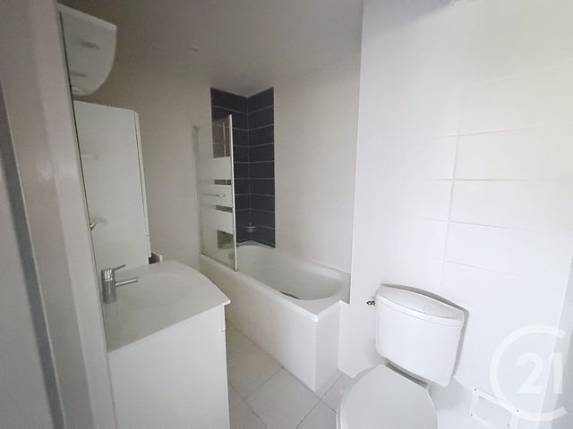 Appartement F2 à louer - 2 pièces - 49.35 m2 - MONTBELIARD - 25 - FRANCHE-COMTE - Century 21 Les Portes De L'Est