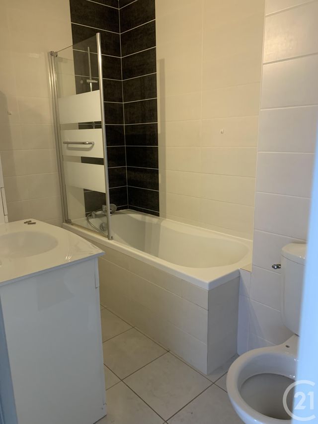 Appartement F2 à louer - 2 pièces - 49.35 m2 - MONTBELIARD - 25 - FRANCHE-COMTE - Century 21 Les Portes De L'Est