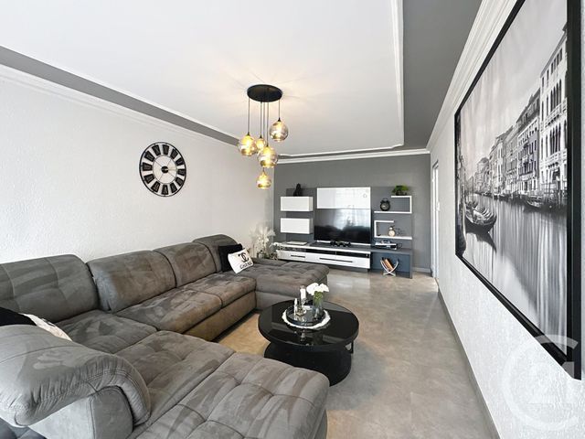 Appartement F5 à louer - 5 pièces - 116.89 m2 - MONTBELIARD - 25 - FRANCHE-COMTE - Century 21 Les Portes De L'Est