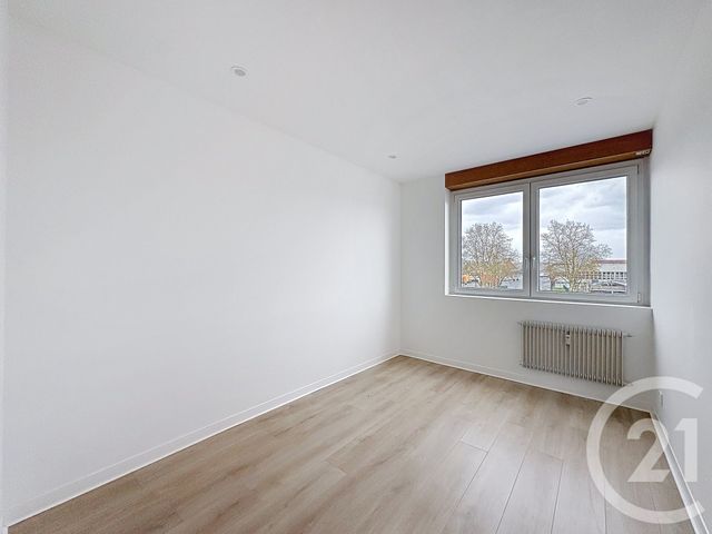 Appartement F3 à louer - 3 pièces - 61.75 m2 - VALENTIGNEY - 25 - FRANCHE-COMTE - Century 21 Les Portes De L'Est