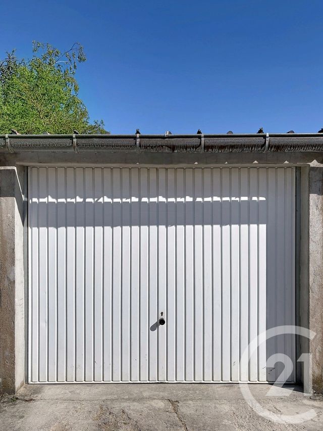 parking à louer - 20.0 m2 - AUDINCOURT - 25 - FRANCHE-COMTE - Century 21 Les Portes De L'Est