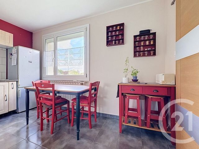 Appartement F4 à vendre - 4 pièces - 75.0 m2 - BELFORT - 90 - FRANCHE-COMTE - Century 21 Les Portes De L'Est