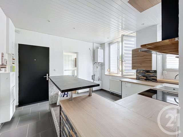 Appartement F3 à louer - 3 pièces - 69.0 m2 - HERIMONCOURT - 25 - FRANCHE-COMTE - Century 21 Les Portes De L'Est