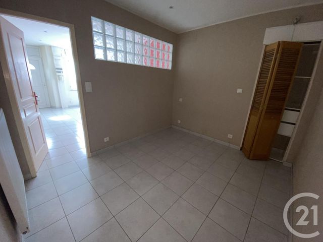 Appartement F2 à louer - 2 pièces - 45.25 m2 - CHATENOIS LES FORGES - 90 - FRANCHE-COMTE - Century 21 Les Portes De L'Est