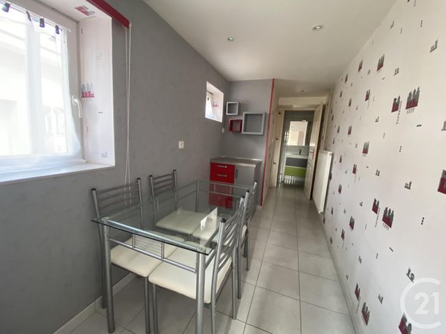 Appartement F2 à louer - 2 pièces - 45.25 m2 - CHATENOIS LES FORGES - 90 - FRANCHE-COMTE - Century 21 Les Portes De L'Est