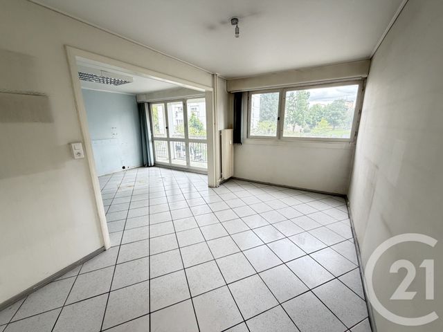 Appartement à vendre - 4 pièces - 71.07 m2 - MONTBELIARD - 25 - FRANCHE-COMTE - Century 21 Les Portes De L'Est