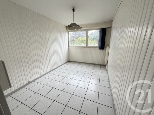 Appartement à vendre - 4 pièces - 71.07 m2 - MONTBELIARD - 25 - FRANCHE-COMTE - Century 21 Les Portes De L'Est
