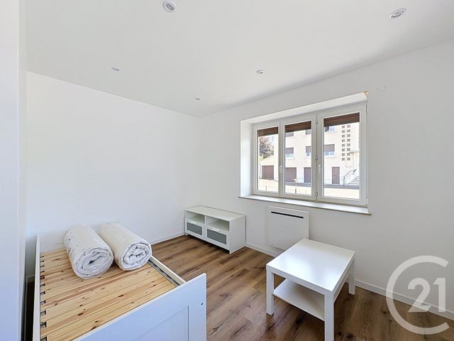 Appartement Studio à louer - 1 pièce - 17.0 m2 - MONTBELIARD - 25 - FRANCHE-COMTE - Century 21 Les Portes De L'Est