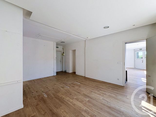 Appartement Local à louer - 2 pièces - 68.0 m2 - BELFORT - 90 - FRANCHE-COMTE - Century 21 Les Portes De L'Est