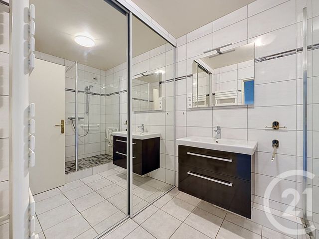 Appartement F4 à vendre - 4 pièces - 82.23 m2 - MONTBELIARD - 25 - FRANCHE-COMTE - Century 21 Les Portes De L'Est
