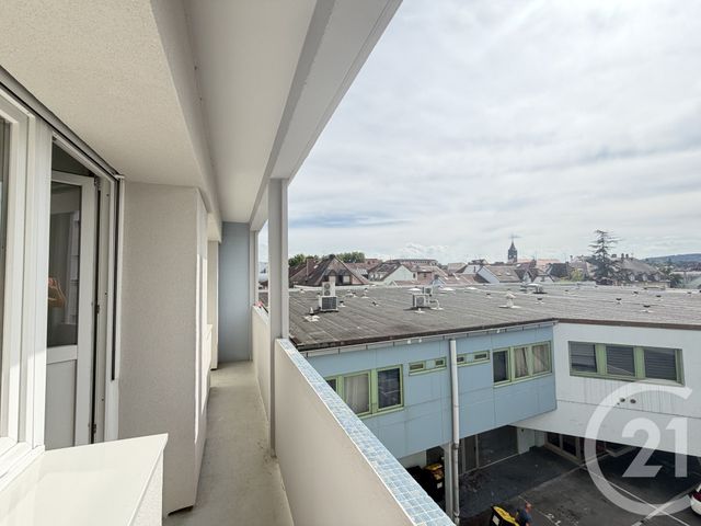 Appartement F3 à louer - 3 pièces - 67.61 m2 - MONTBELIARD - 25 - FRANCHE-COMTE - Century 21 Les Portes De L'Est