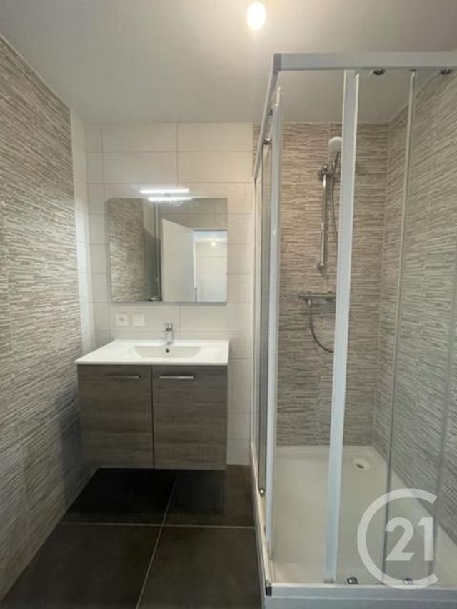 Appartement F3 à louer - 3 pièces - 67.61 m2 - MONTBELIARD - 25 - FRANCHE-COMTE - Century 21 Les Portes De L'Est