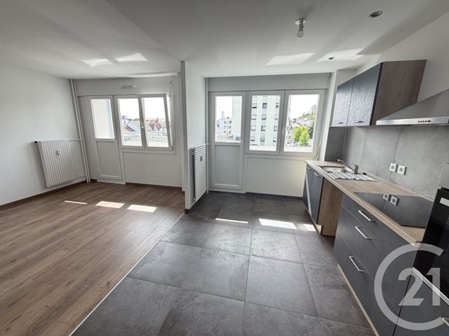 Appartement F3 à louer - 3 pièces - 67.61 m2 - MONTBELIARD - 25 - FRANCHE-COMTE - Century 21 Les Portes De L'Est