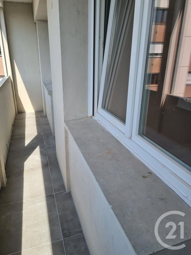 Appartement F3 à louer - 3 pièces - 67.61 m2 - MONTBELIARD - 25 - FRANCHE-COMTE - Century 21 Les Portes De L'Est
