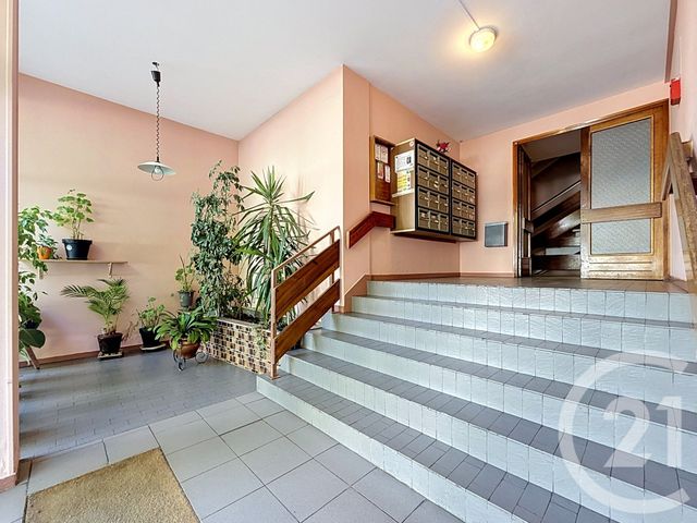 Appartement F4 à vendre - 4 pièces - 71.79 m2 - MONTBELIARD - 25 - FRANCHE-COMTE - Century 21 Les Portes De L'Est