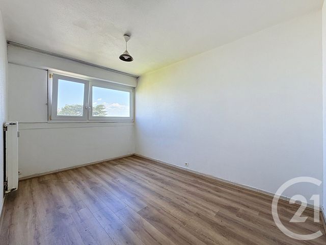 Appartement F4 à vendre - 4 pièces - 71.79 m2 - MONTBELIARD - 25 - FRANCHE-COMTE - Century 21 Les Portes De L'Est