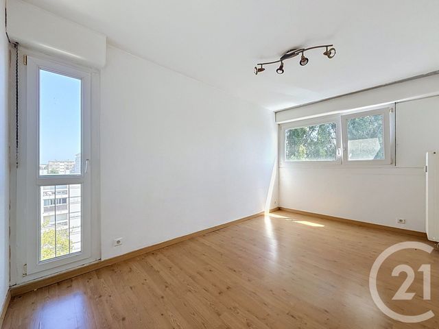 Appartement F4 à vendre - 4 pièces - 71.79 m2 - MONTBELIARD - 25 - FRANCHE-COMTE - Century 21 Les Portes De L'Est