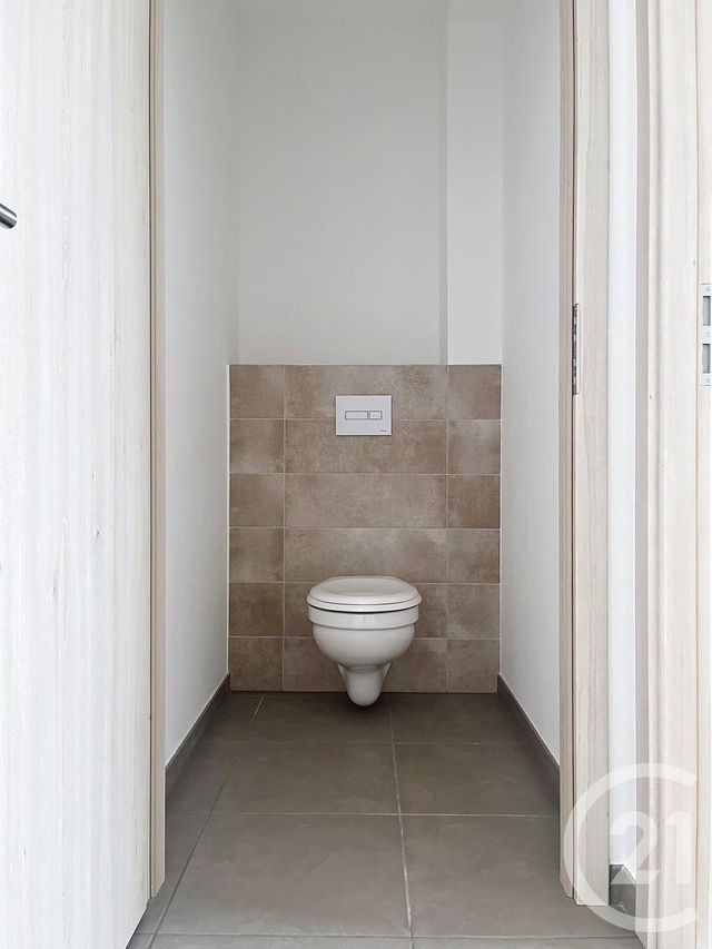 Appartement F2 à louer - 2 pièces - 46.0 m2 - MONTBELIARD - 25 - FRANCHE-COMTE - Century 21 Les Portes De L'Est