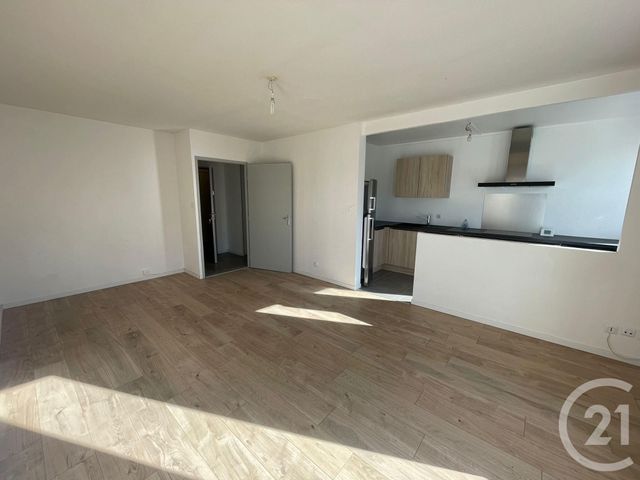 Appartement F2 à louer - 2 pièces - 58.1 m2 - BELFORT - 90 - FRANCHE-COMTE - Century 21 Les Portes De L'Est